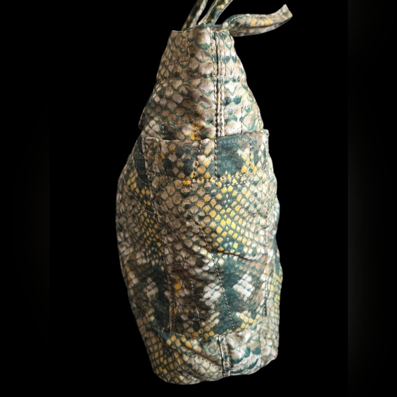 💛EUC Marc Jacobs Nylon Tote💛 - Picture 3 of 10